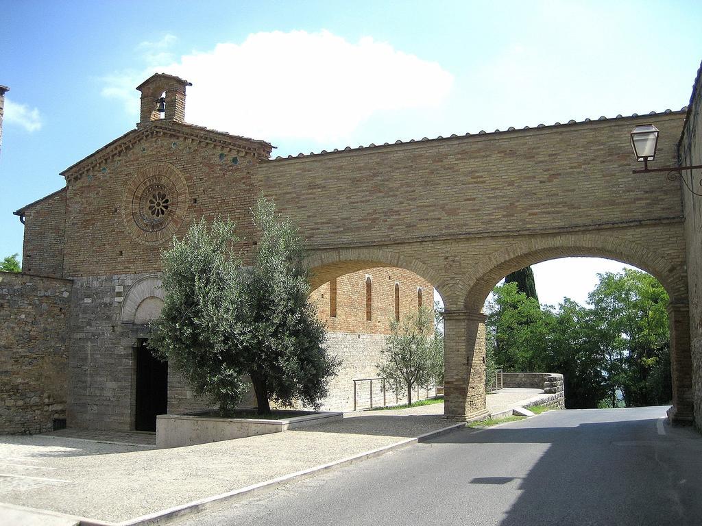 Donna Nobile Hotel San Gimignano Bagian luar foto