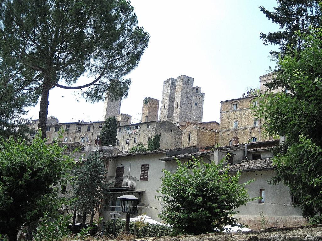 Donna Nobile Hotel San Gimignano Bagian luar foto
