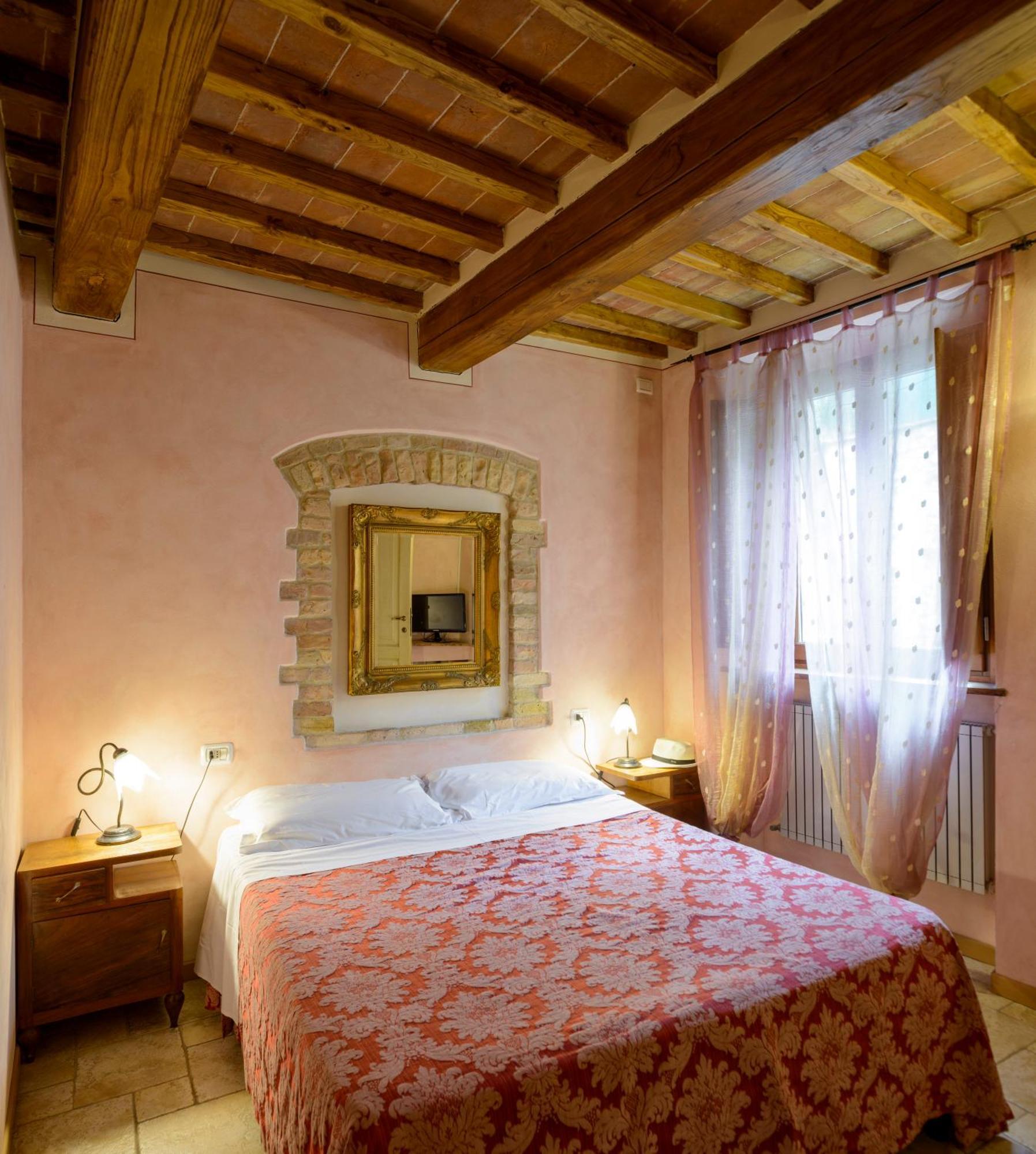 Donna Nobile Hotel San Gimignano Bagian luar foto