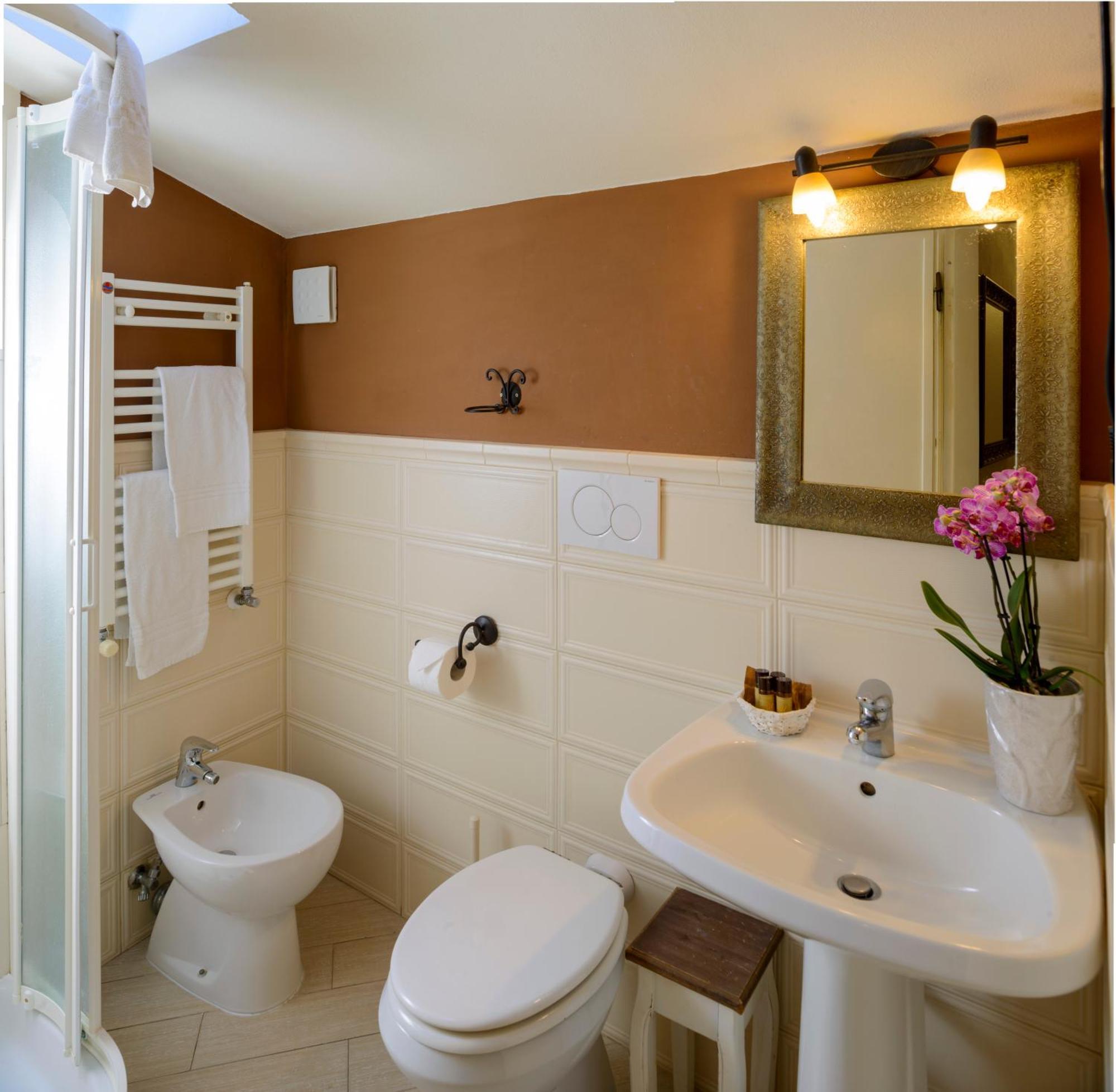 Donna Nobile Hotel San Gimignano Bagian luar foto