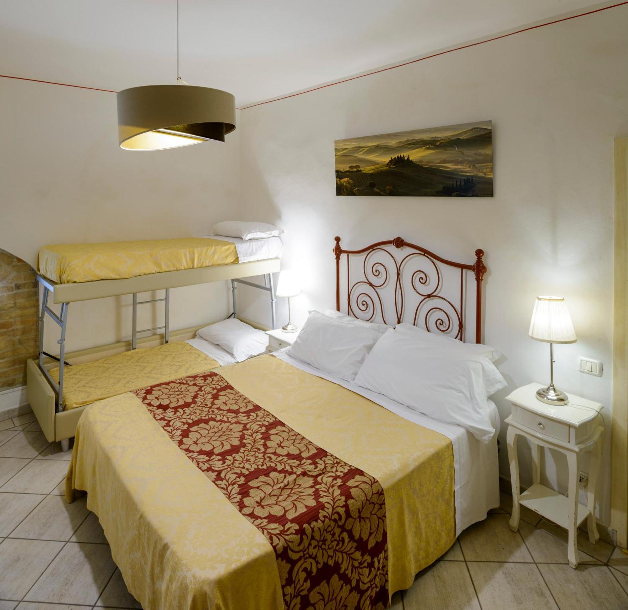 Donna Nobile Hotel San Gimignano Bagian luar foto